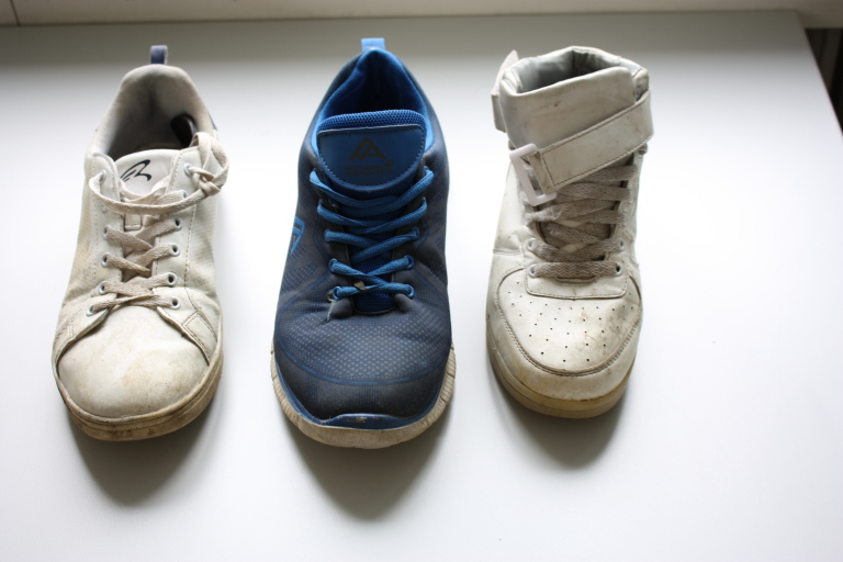 Zurückgelassene Schuhe