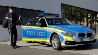polizei selb blau